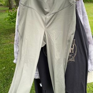 Lulu lemon leggings, see pictures for details.